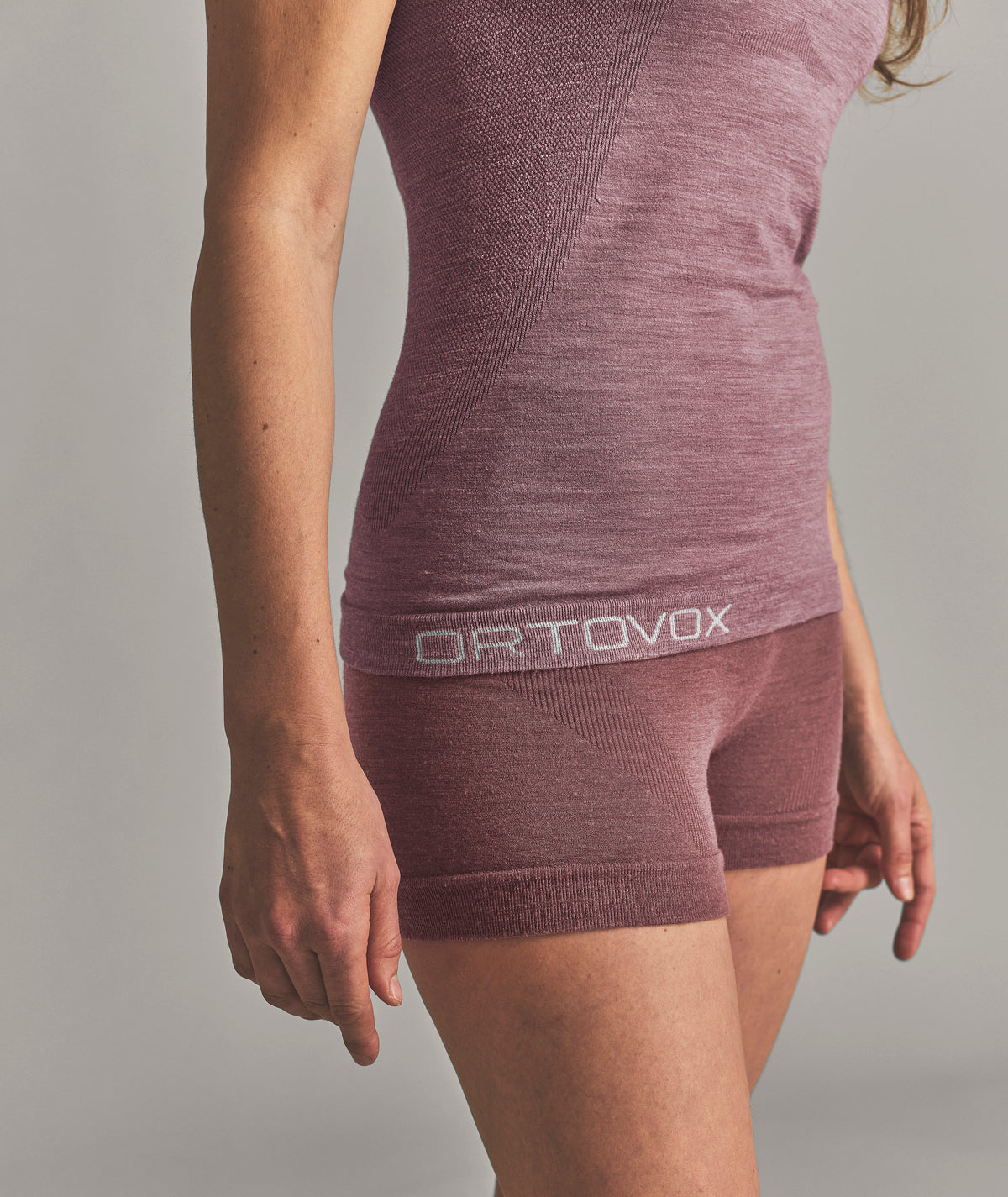 120 COMP LIGHT HOT PANTS W
