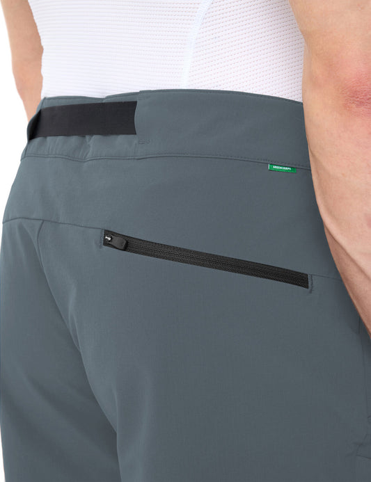 Me Badile Shorts II