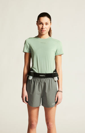 ADV ESSENCE SS TEE 2 W