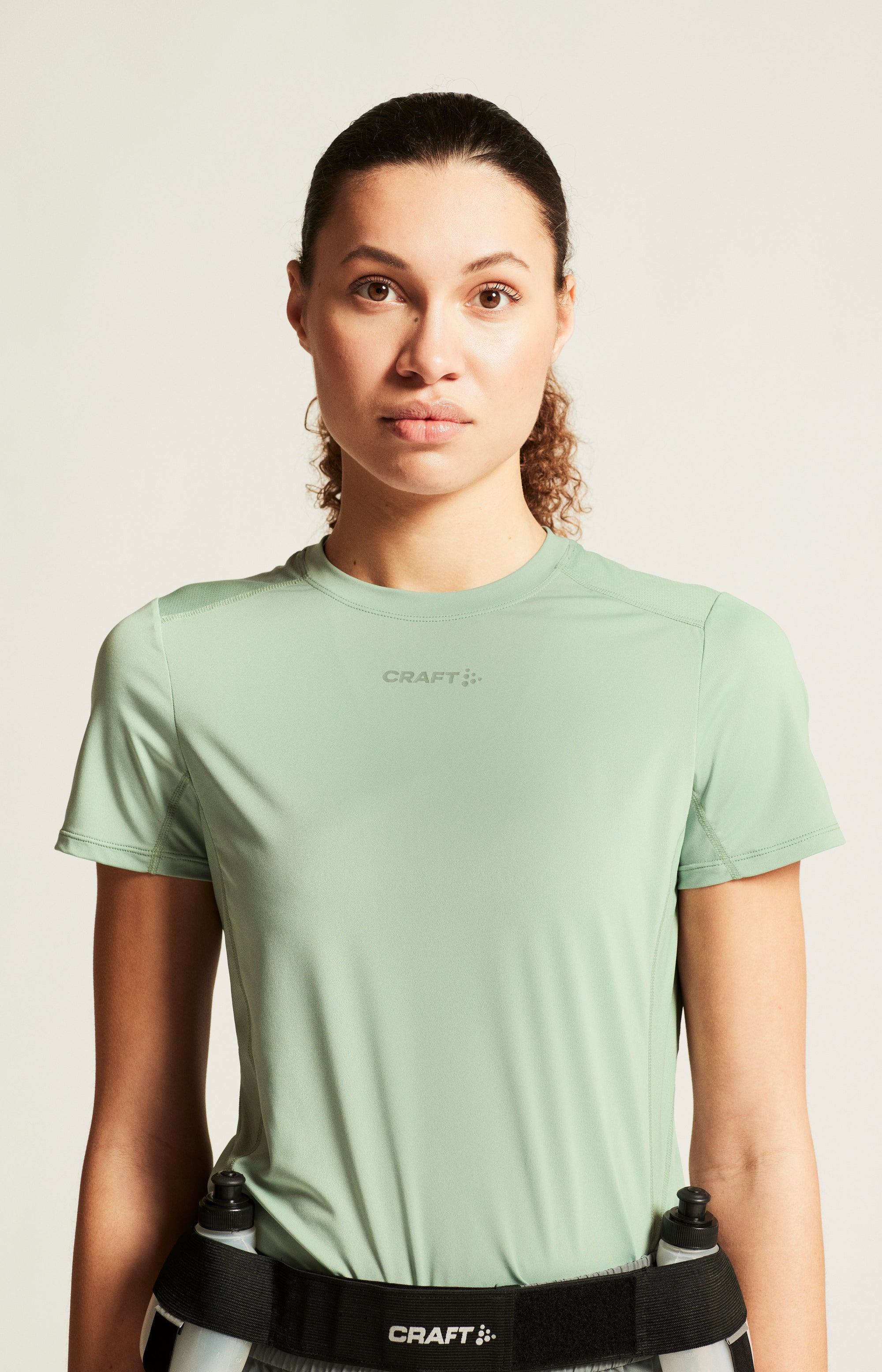 ADV ESSENCE SS TEE 2 W