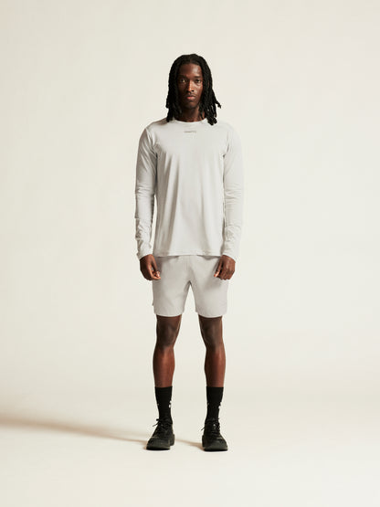 ADV ESSENCE SHORTS M