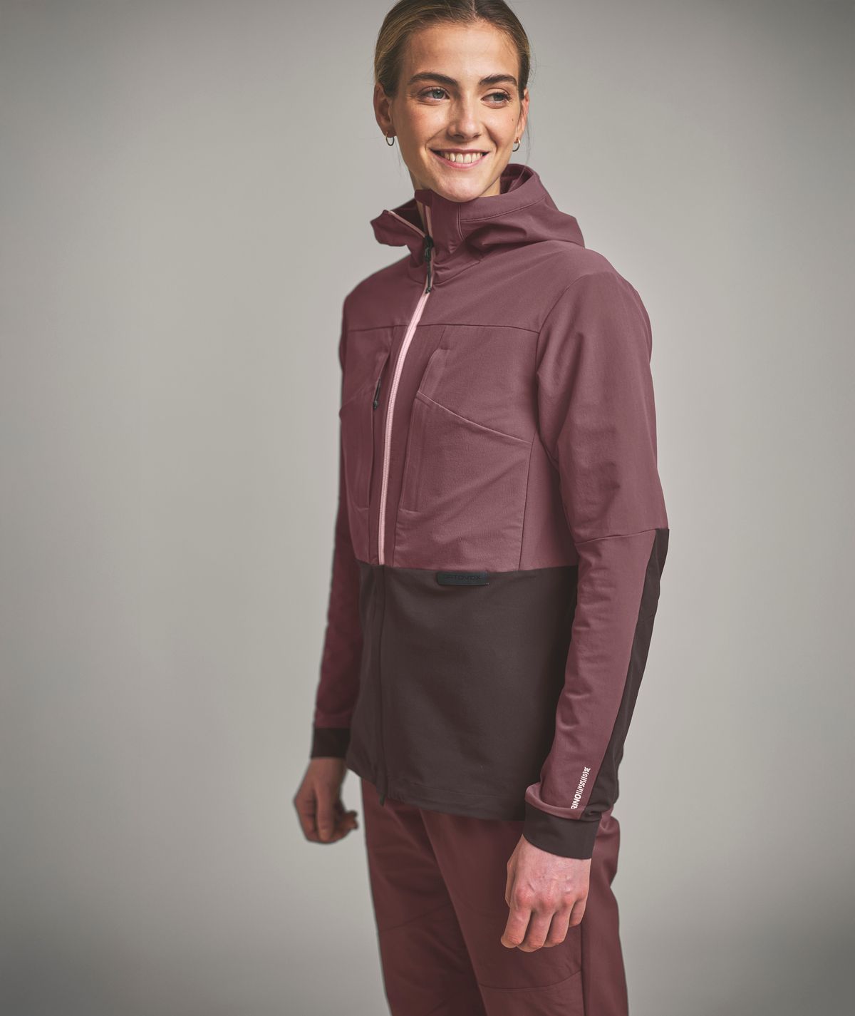 TRAD PLUS JACKET W