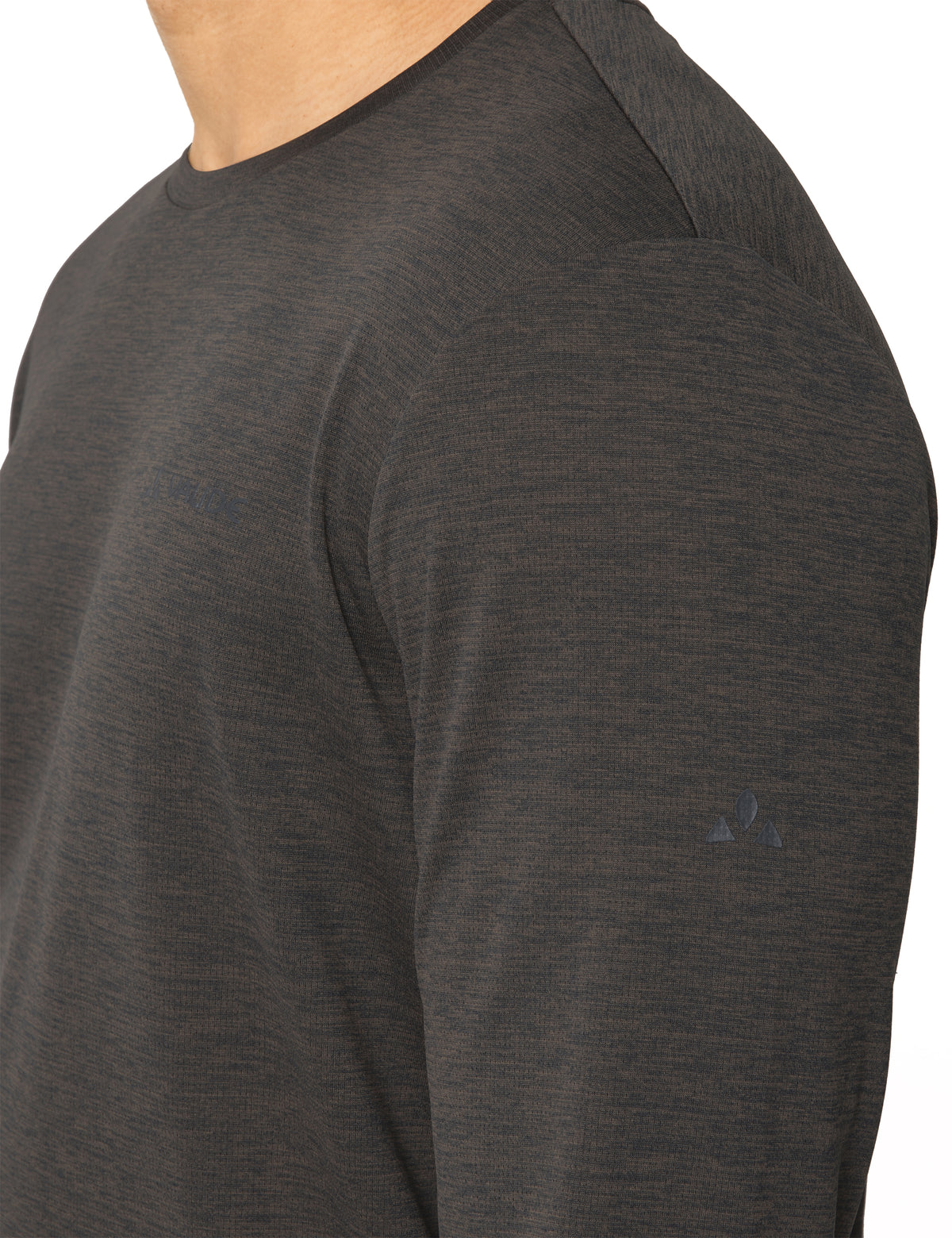 Me Essential LS T-Shirt
