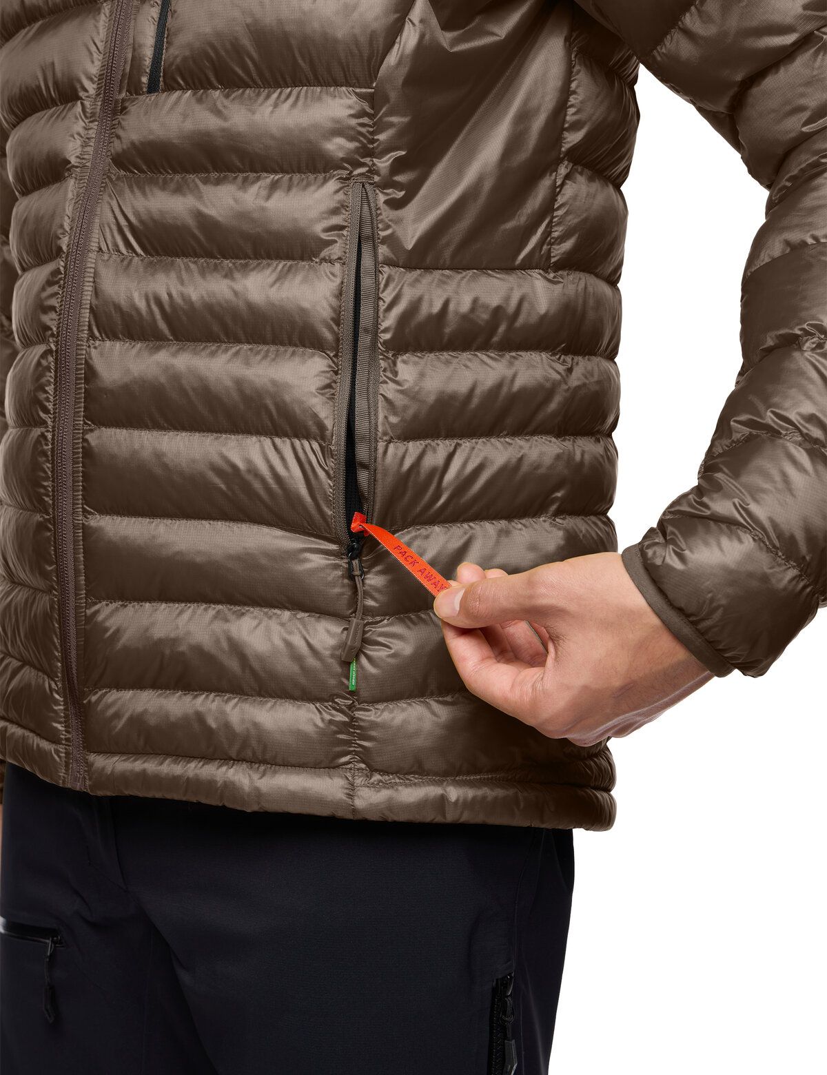 Me Batura Hooded Insulation Jacket