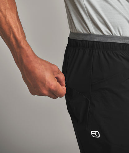 TRACE SHORTS M