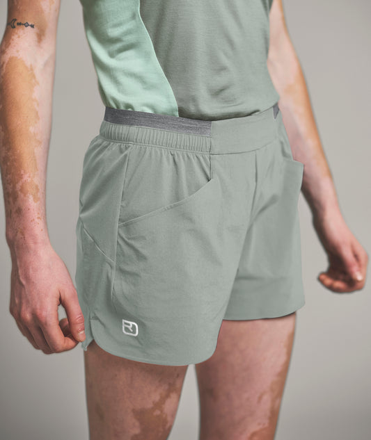 TRACE SHORTS W